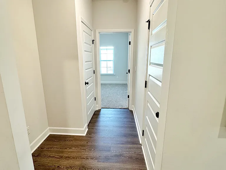 3017 Dowington Dr — Photo 11