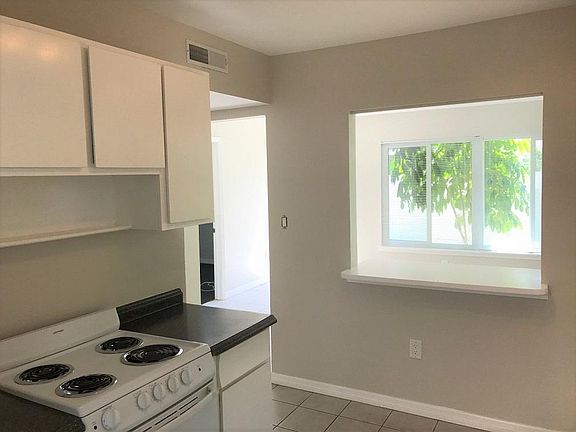 5th image of 924 32nd St