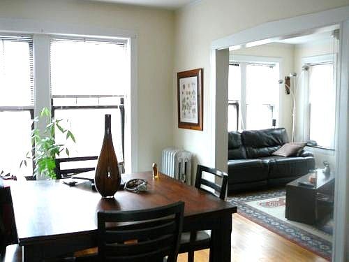 3rd image of 3548 N Leavitt St #1