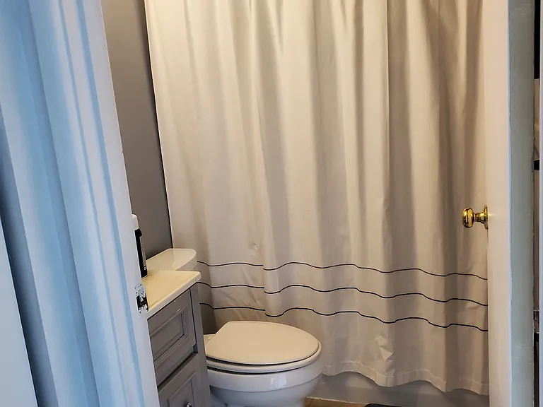 24 Cayuga Ct — Photo 18