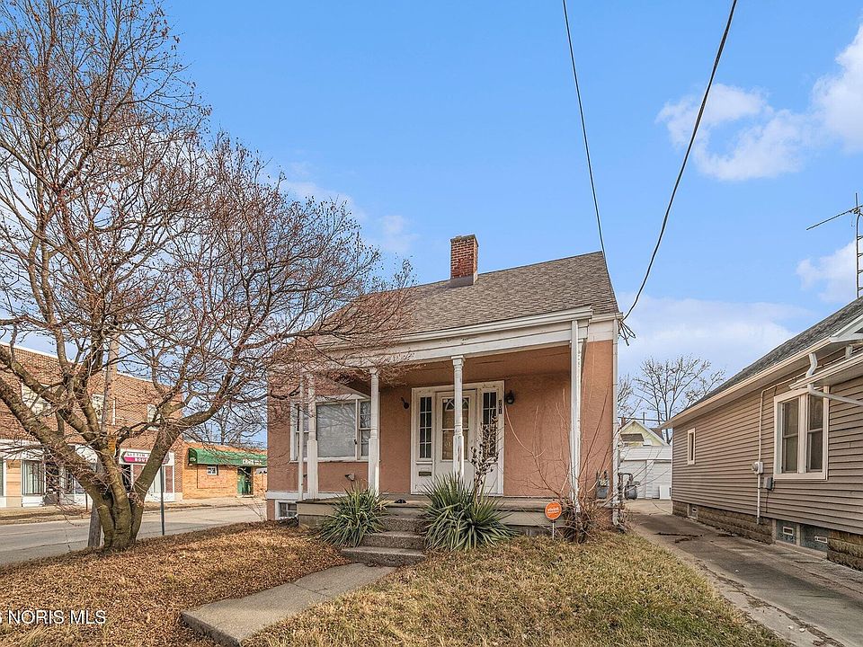 1st image of 901 Woodsdale Ave