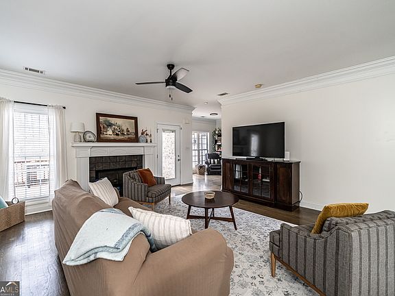 4th image of 34 Mountain Creek Dr SE