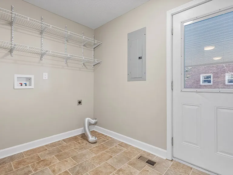 118 Union Hall Rd — Photo 12