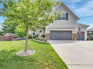 16475 S Warwick St, Olathe, KS 66062