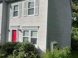 83 Middle St APT 1, Hallowell, ME 04347