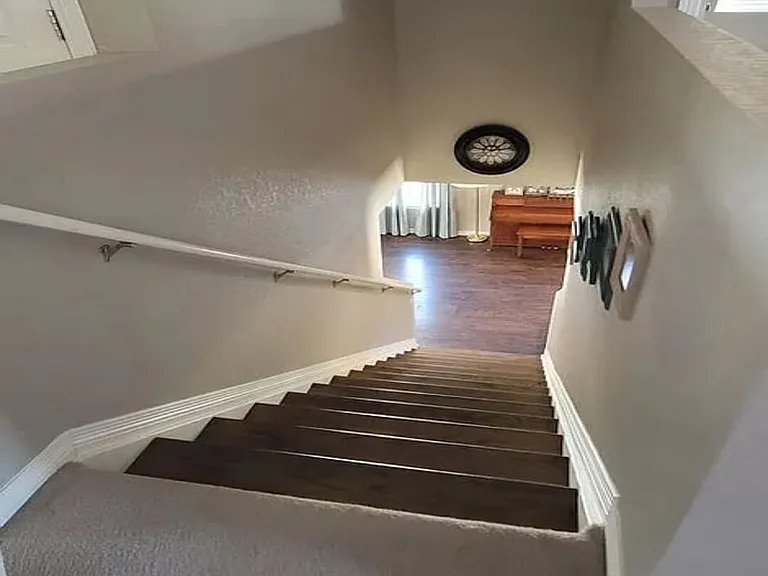 9565 Castle Oaks Dr — Photo 11