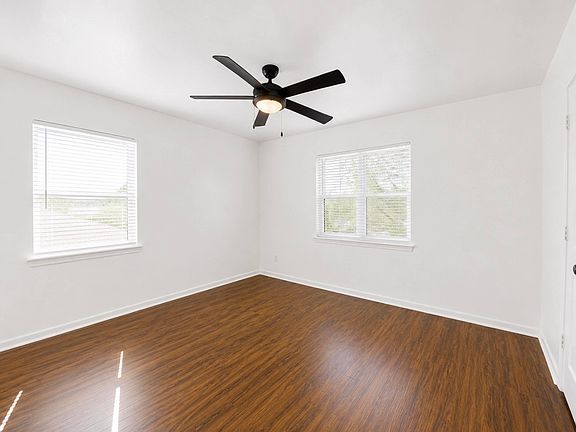5th image of 710 Culbertson Dr APT 3