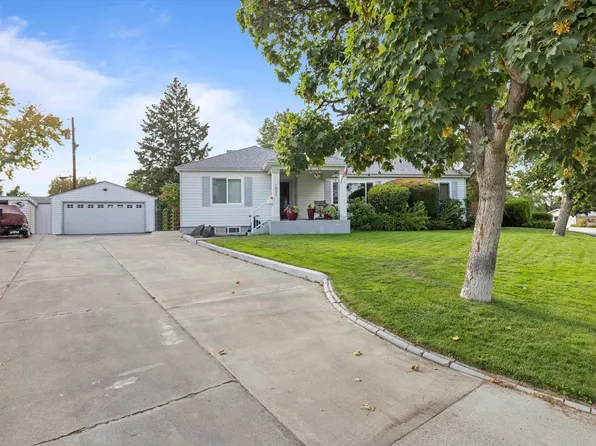 1825 Hunt Ave, Richland, WA 99354