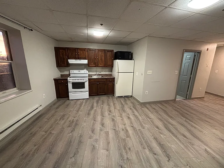 70 Baldwin St #303 — Photo 1