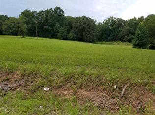 215 Parkburg Rd, Jackson, TN 38301