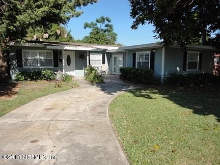 4th image of 1733 9th Street N