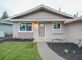 140 E Hemlock St, Vacaville, CA 95688