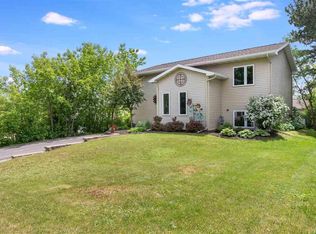 5024 Tioga St, Duluth, MN 55804