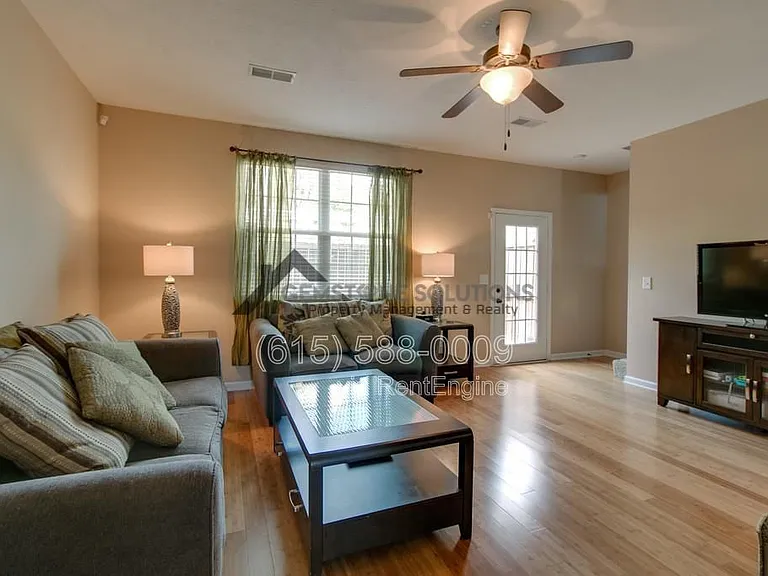921 Spence Enclave Ct — Photo 2