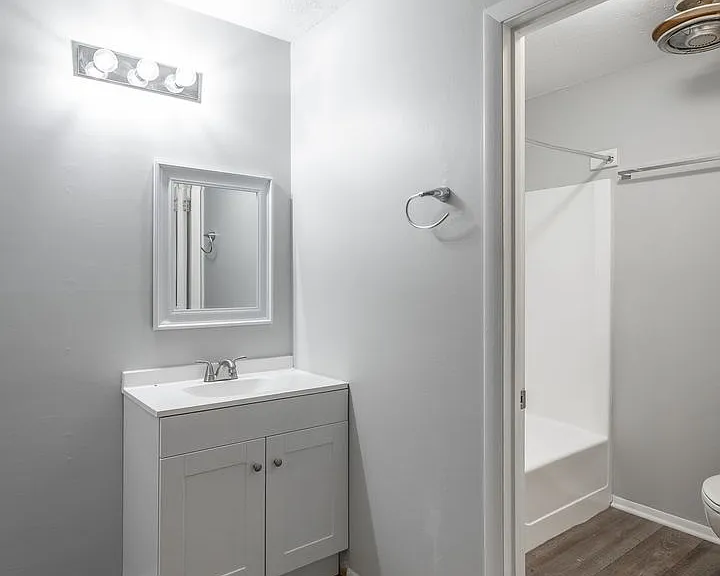 113 Goodson Ave — Photo 13