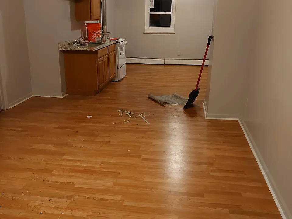 9 Teunis St #1