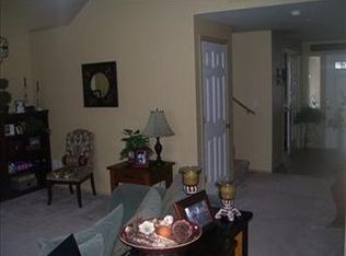 7223 Village Dr, Sumner, WA 98390