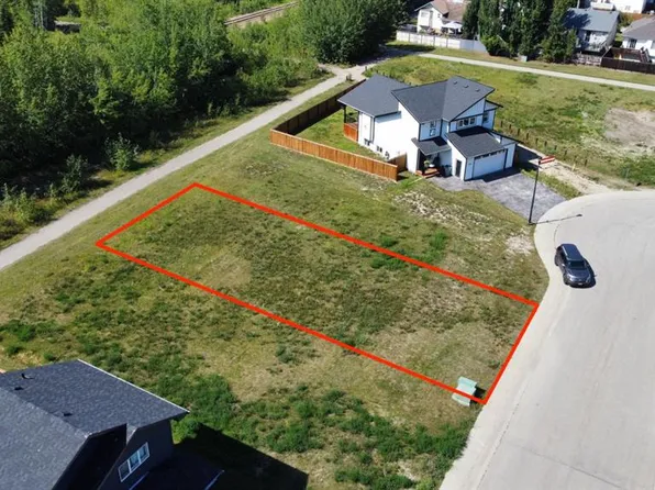 5922 91st St, Grande Prairie, AB T8W 0K1