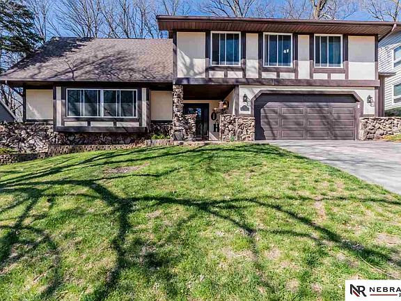 5th image of 605 N Martin Dr