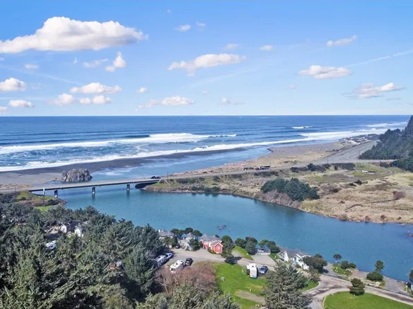 28693 Nautical Way, Gold Beach, OR 97444