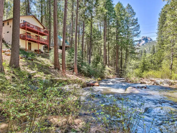 11758 Redwing Dr, Kyburz, CA 95720