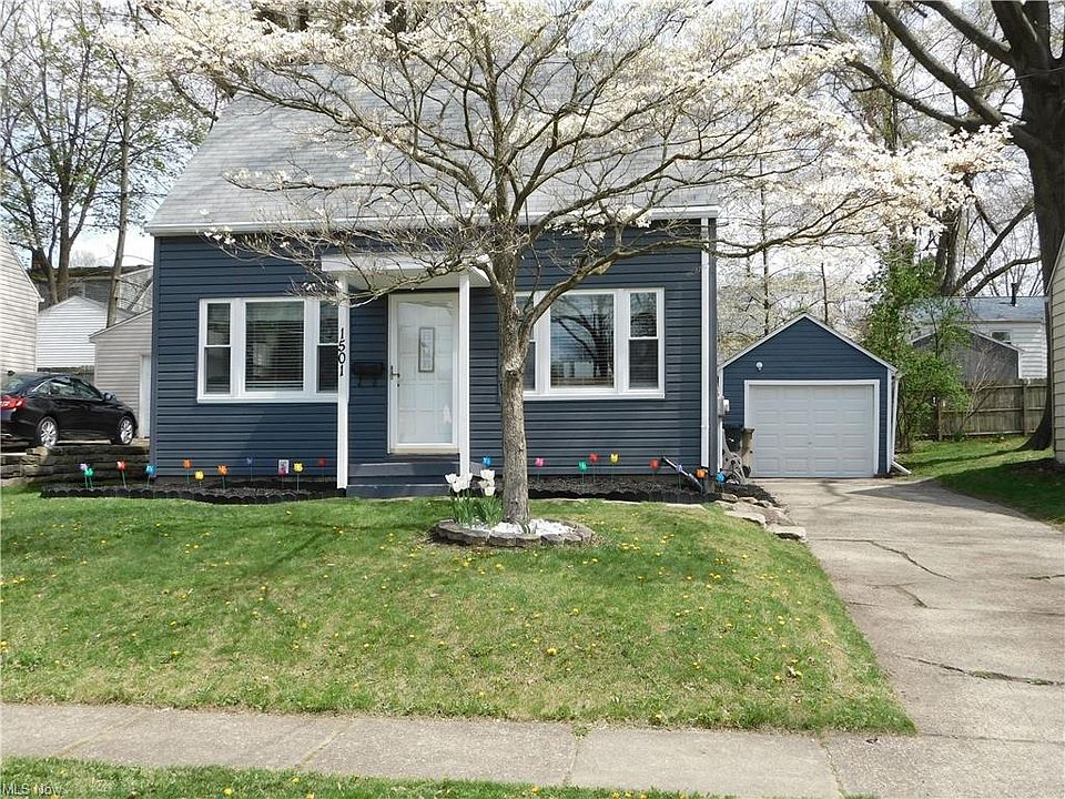 1501 Campbell St Cuyahoga Falls Oh 44223 Zillow