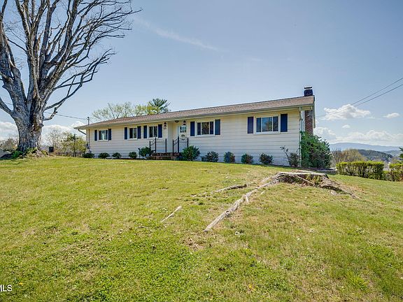 2nd image of 125 Meadow Wood Dr