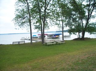 5295 Woodside Park Dr, Topinabee, MI 49791