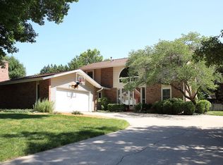 6601 Rexford Dr, Lincoln, NE 68506