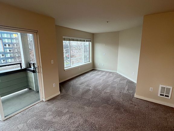 5th image of 3232 15th Ave W #401