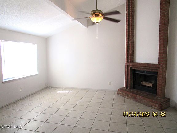 2nd image of 1510 Greg Powers Dr Unit A