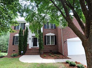 101 Palafox Dr, Chapel Hill, NC 27516