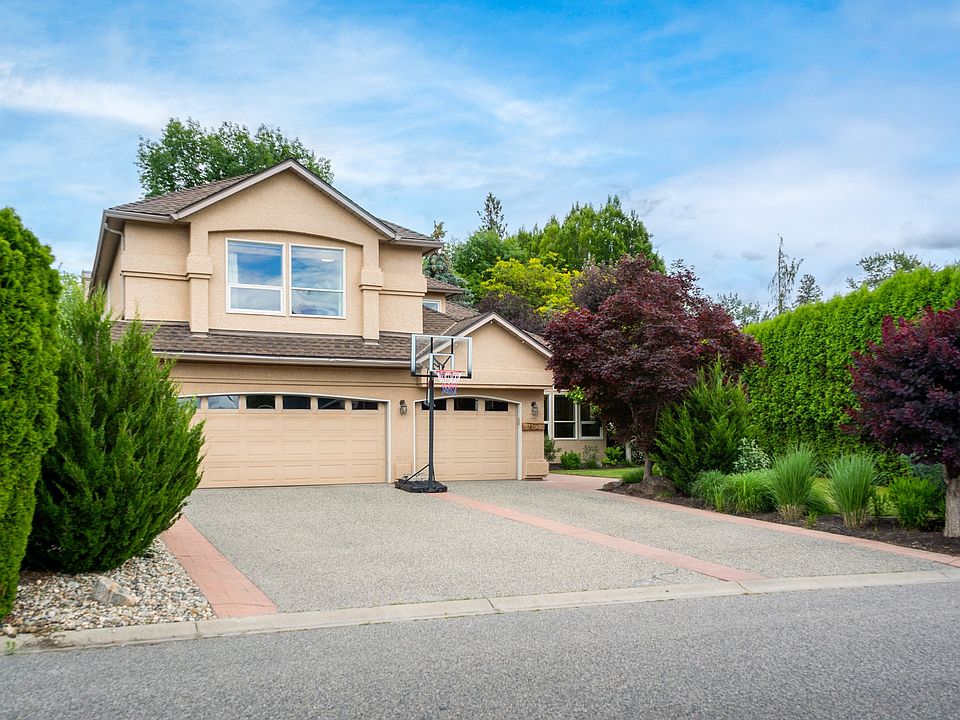 1st image of 492 Carona Cres