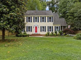 3901 Glen Oaks Ct, Chester, VA 23831