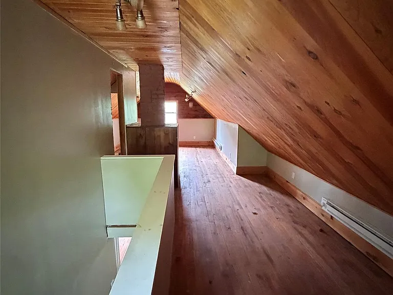 247 Sprague Ave — Photo 15