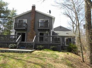 45 Lincoln Point Rd, Charlton, MA 01507
