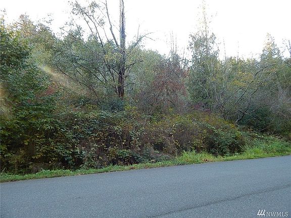 2nd image of 16919 28th Ave NE
