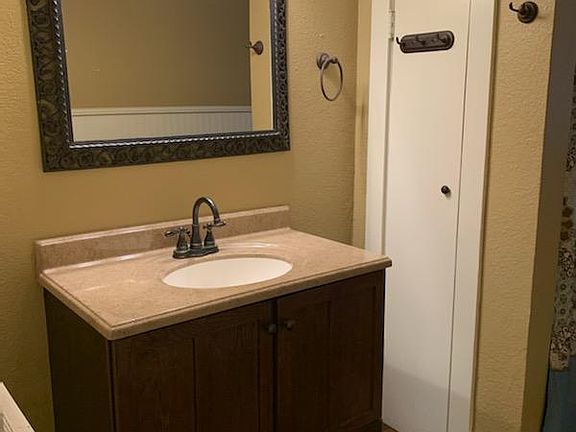 4th image of 9363 N Garden Dr