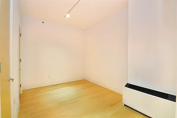 Rented by Corcoran | media 19