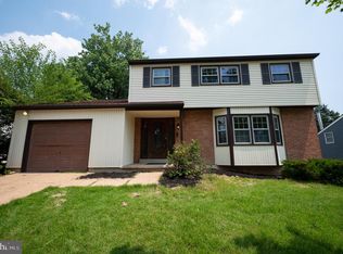 1005 Lawndale Rd, Wilmington, DE 19810