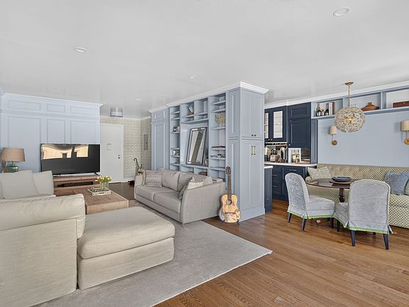 5th image of 130 E 63rd St APT 6B