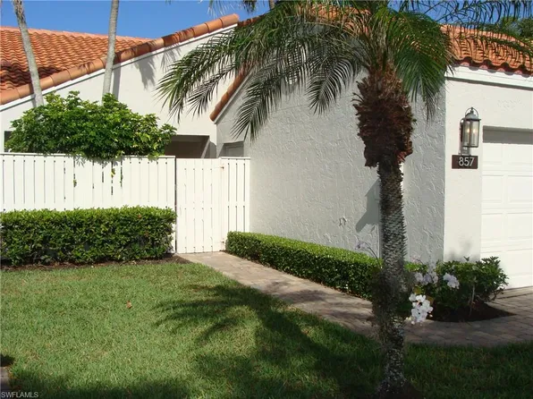 857 Reef Point Cir, Naples, FL 34108