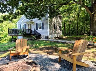 75 Lake View Dr, Elizaville, NY 12523