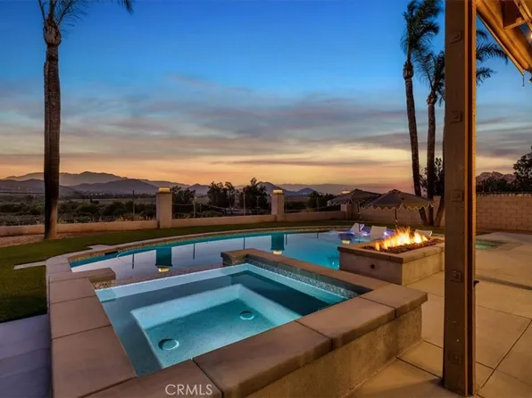 5813 Old Ranch Rd, Riverside, CA 92504