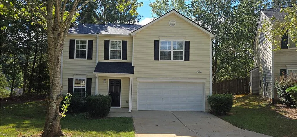 4 bed, 2.5 bath, 1982 sqft, $2,100 — Photo 1