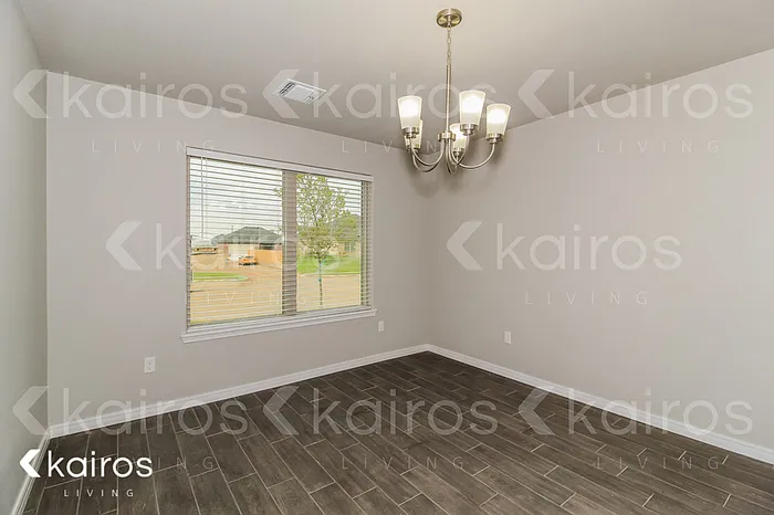 2703 Destin Ave — Photo 3