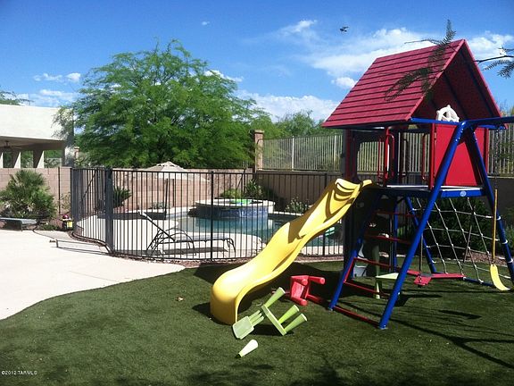 3rd image of 595 W Calle La Bolita