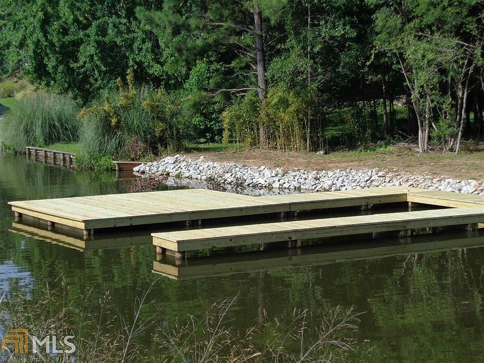 1st image of 1100 Club Cove Dr
