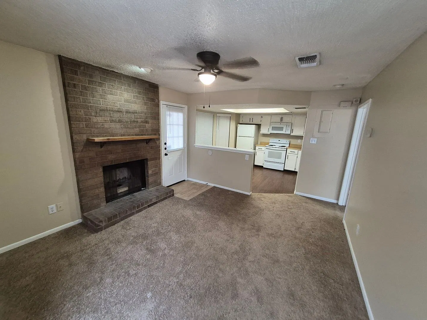 6314 Cambridge Dr. #1, San Antonio, TX. 78218 — Photo 3
