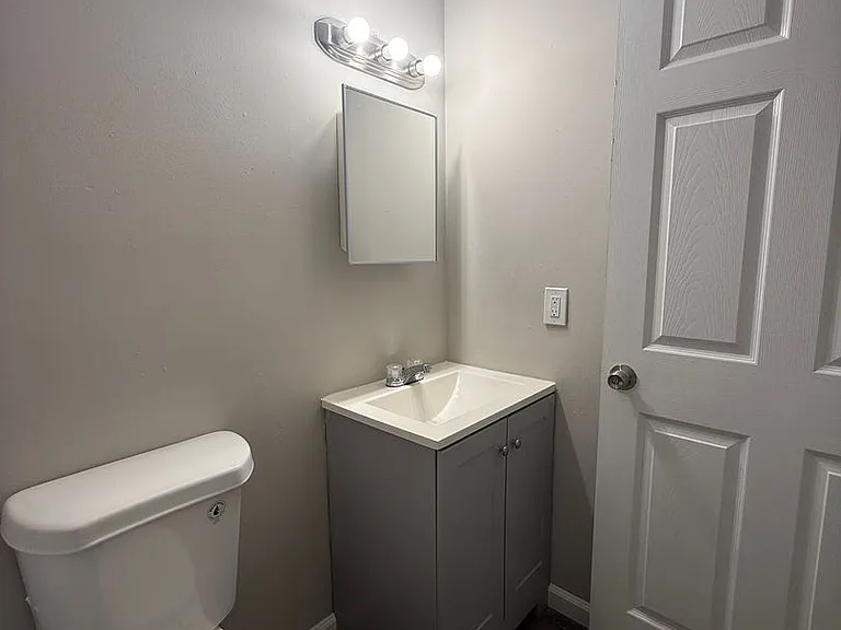 137 Schley Cir — Photo 12
